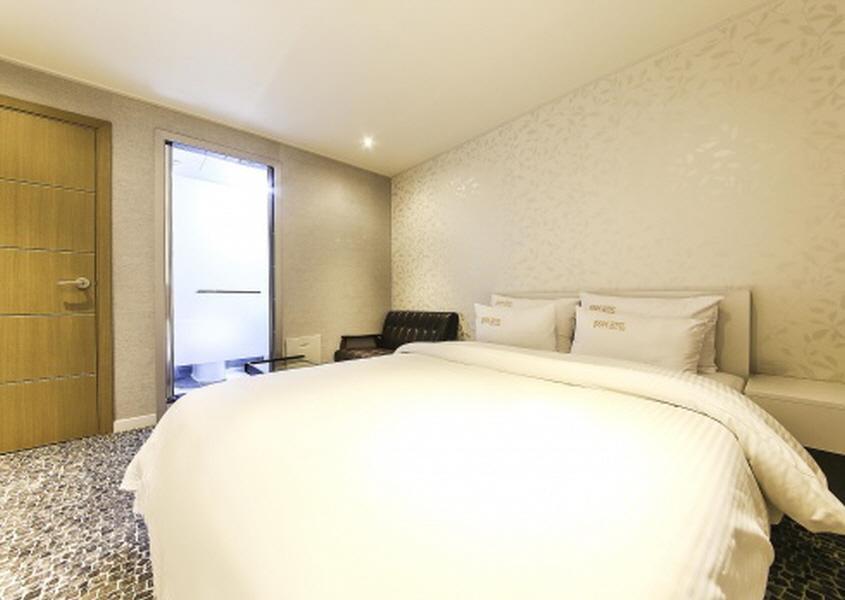 Galleria Hotel Suwon Exterior foto