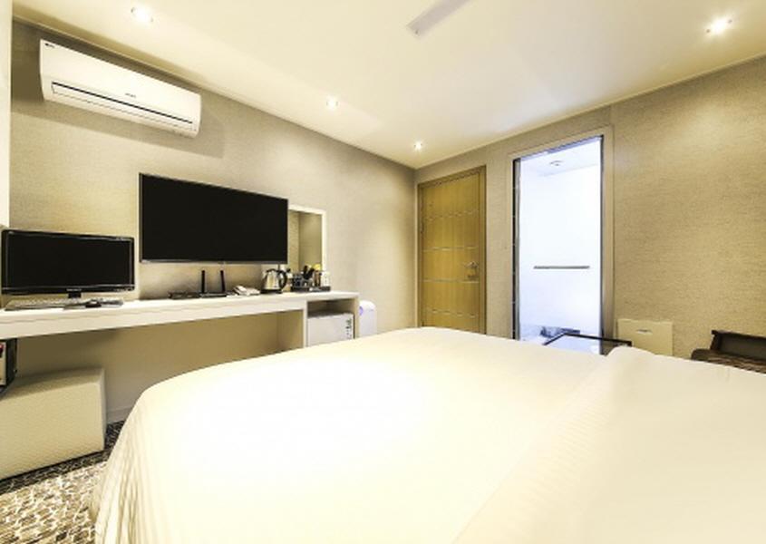 Galleria Hotel Suwon Exterior foto
